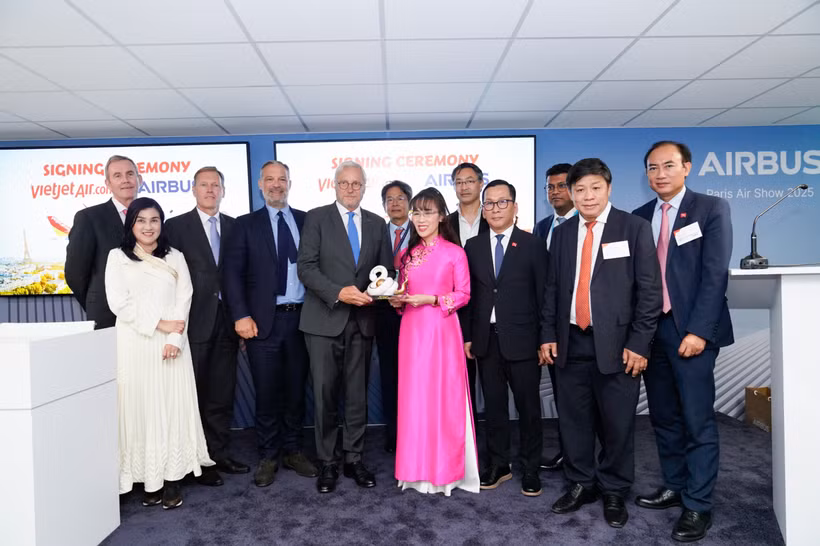 El evento tiene lugar en el Salón Aeronáutico Lé Bourget de París 2025 (Fuente: Vietjet)