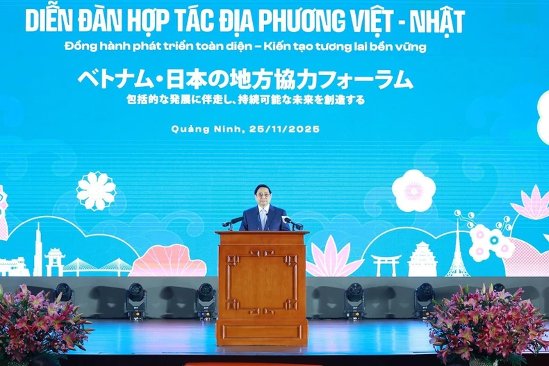 El primer ministro de Vietnam, Pham Minh Chinh, en el foro. (Foto: VNA)