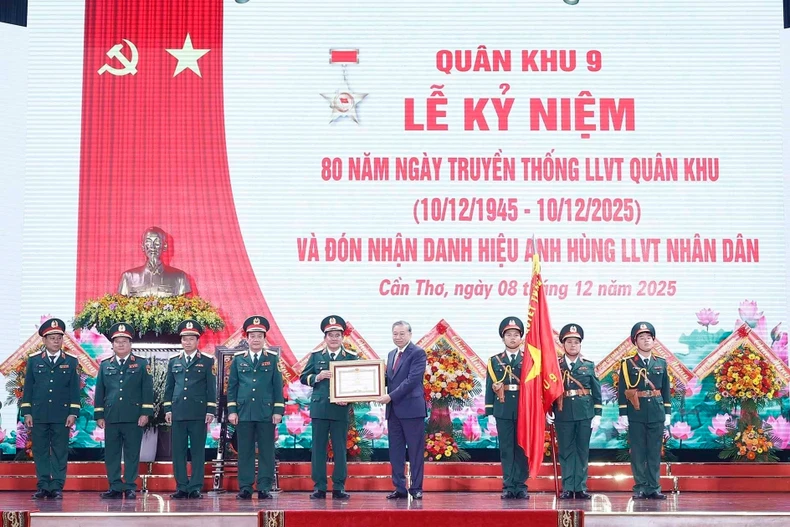 Líder partidista pide construir una fuerza militar revolucionaria y moderna