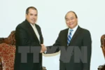 Premier de Vietnam aboga por una mayor cooperación entre VNA y Prensa Latina