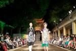Inauguran en Hanoi Festival de traje tradicional de mujeres de Vietnam