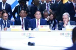 El primer ministro de Vietnam, Pham Minh Chinh, participa en la sesión plenaria de la Cumbre del grupo ampliado de los BRICS, en la ciudad de Kazán, Rusia. (Foto: VNA)