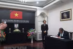 Rinden tributo póstumo a Le Kha Phieu en Brunéi, Bangladesh y Mozambique