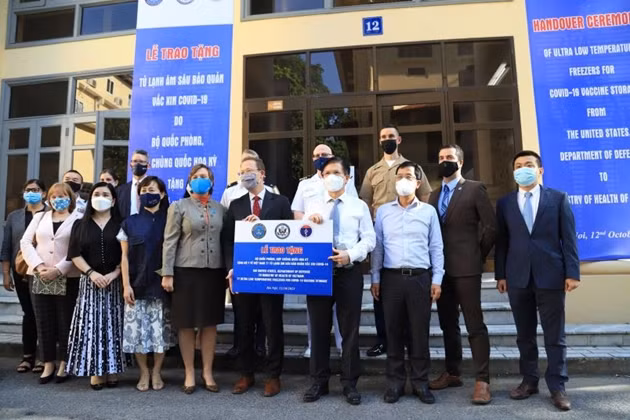 Presidente de Vietnam pide apoyo continuo de EE.UU. en lucha contra pandemia ảnh 2