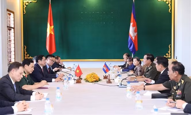  Primer ministro vietnamita se reúne con su homólogo camboyano ảnh 1