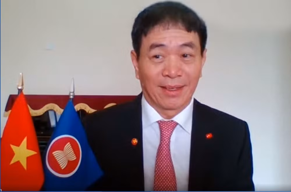 Vietnam asiste a la reunión del Comité de Asociación para el Desarrollo ASEAN-Italia ảnh 1
