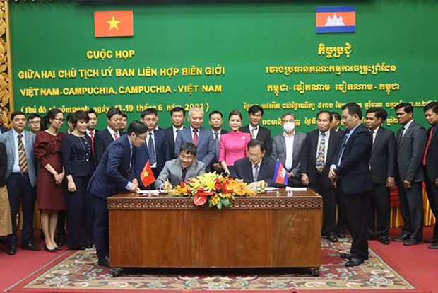 Vietnam y Camboya revisan la demarcación de frontera terrestre ảnh 1