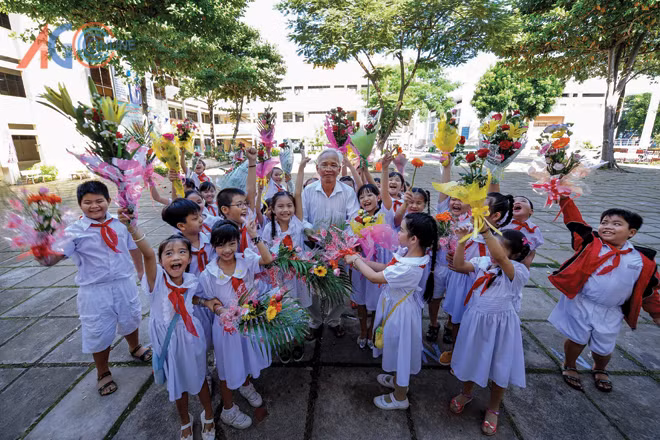 Múltiples actividades conmemorativas por el Día del Maestro de Vietnam ảnh 1