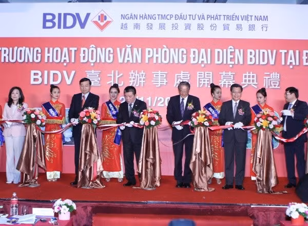 Entra en funcionamiento tercera oficina representativa de BIDV en Taipéi ảnh 1