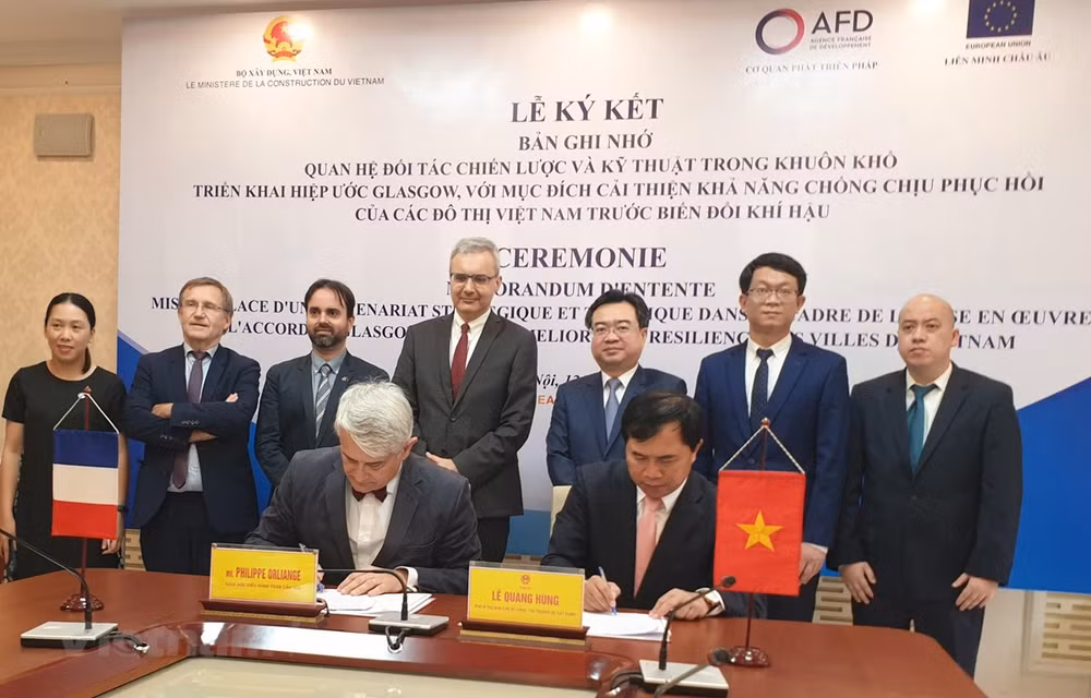 Agencia francesa respalda desarrollo urbano sostenible en Vietnam ảnh 1