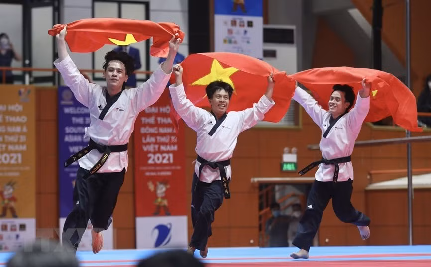 Vietnam sigue encabezando el medallero de los SEA Games 31 con 88 oros ảnh 1