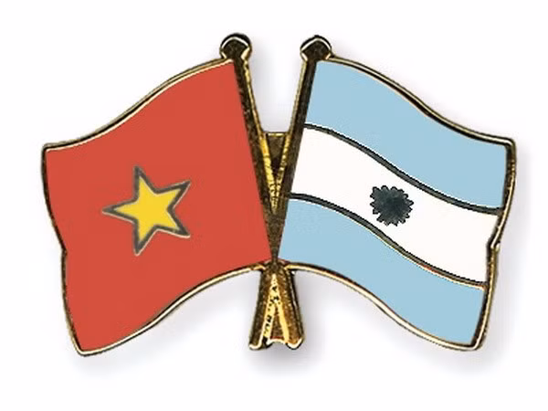 Vietnam felicita a Argentina por 212º aniversario de la Revolución de Mayo ảnh 1