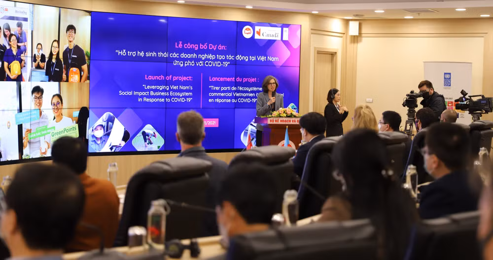 Lanzan en Vietnam iniciativas para abordar impactos sociales en medio del COVID-19 ảnh 1