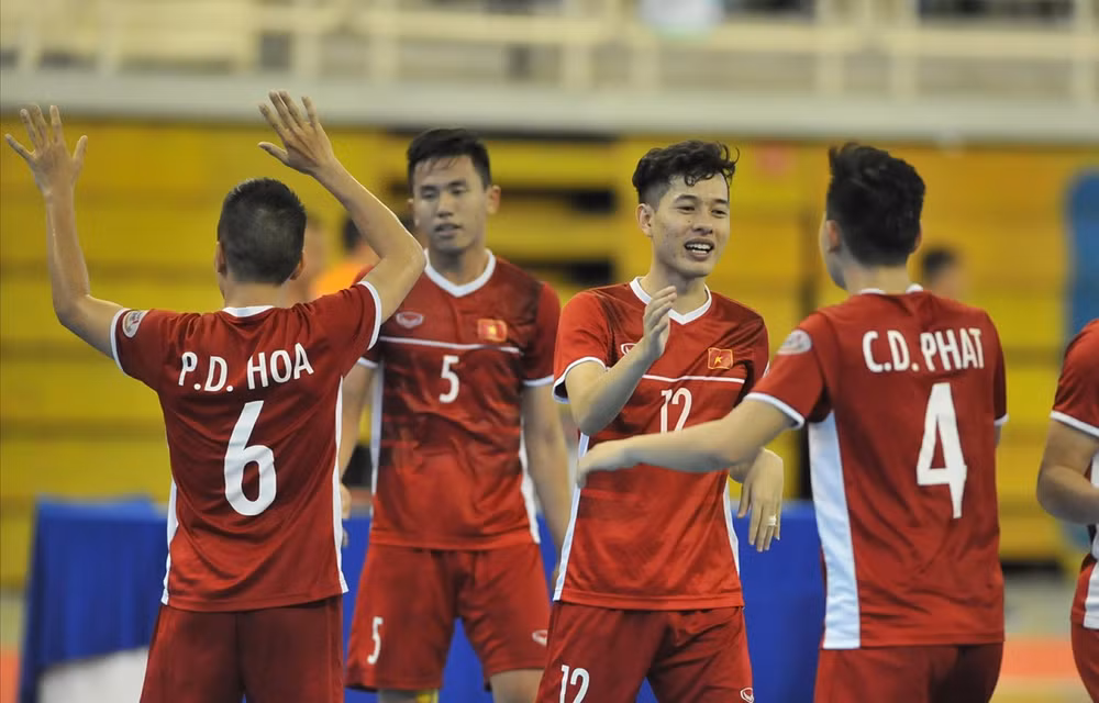 Alcanza Vietnam medalla de bronce en campeonato regional de fútbol sala ảnh 1