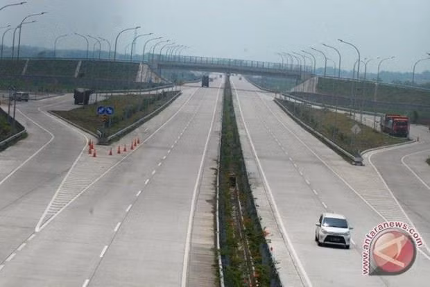Aceleran carreteras velocidad de urbanización en isla indonesia de Java ảnh 1