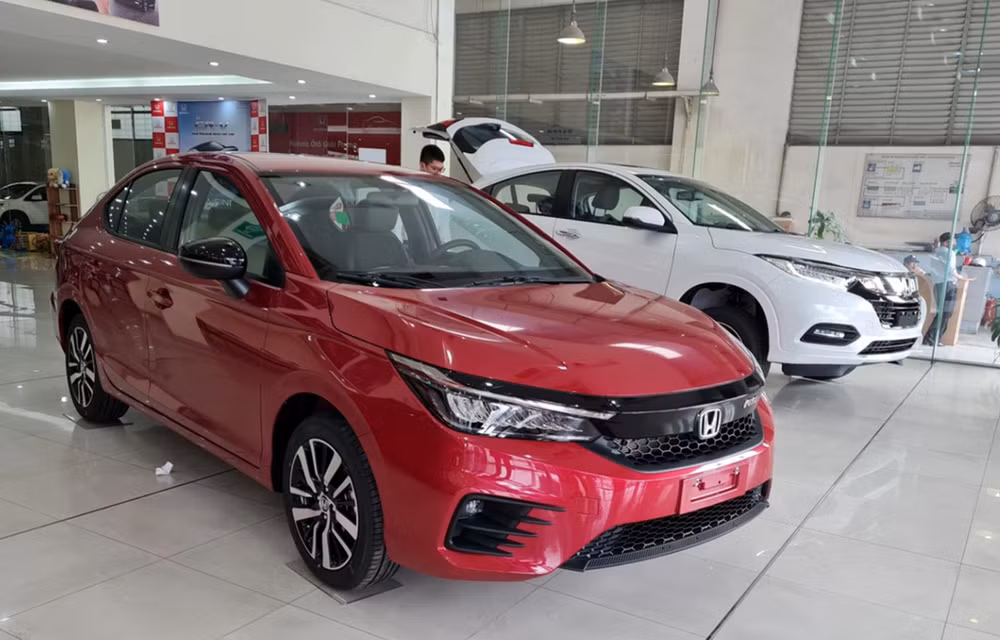 Aumentan ventas de automóviles de febrero en Vietnam ảnh 1