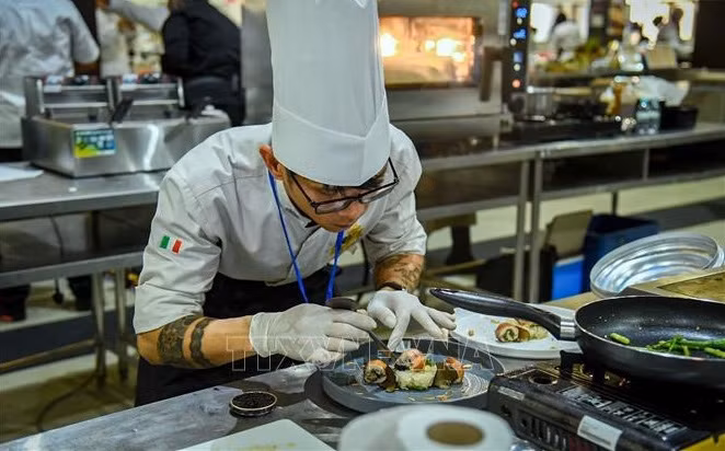 Cocinero vietnamita gana cuatro medallas en concurso de Malasia ảnh 1