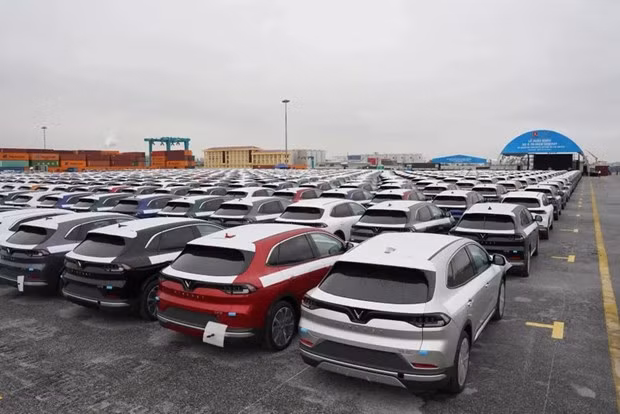 Importaciones de coches de Vietnam disminuyeron en 11 meses ảnh 1