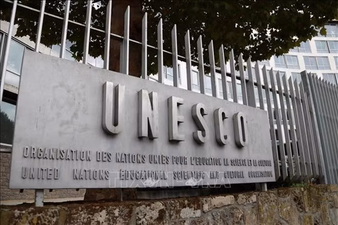 Acuerdan Vietnam y Unesco conmemorar 650 aniversario de la muerte del gran maestro Chu Van An ảnh 1