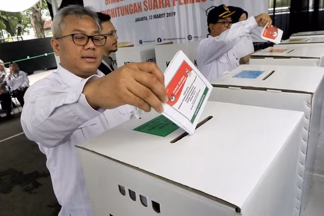 Reconocen en Indonesia problemas en preparación de varias regencias para próximas elecciones generales ảnh 1