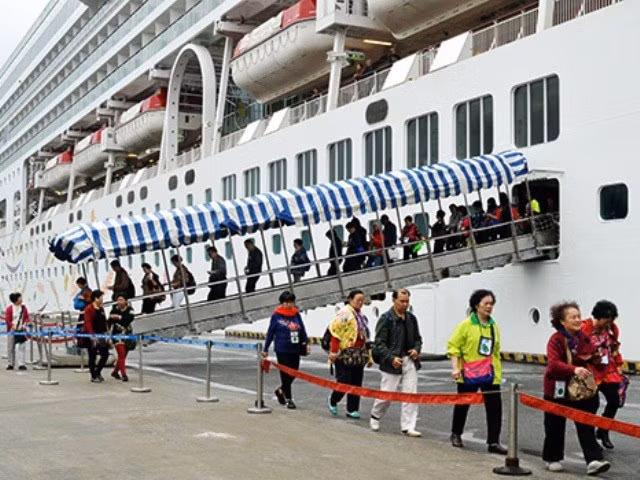 Crece en Vietnam el sector del turismo de cruceros ảnh 1