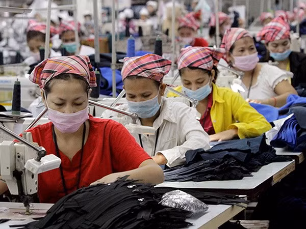 Laos espera un trasiego comercial de unos nueve mil millones de USD en 2017 ảnh 1