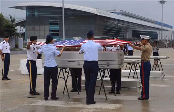 Vietnam entrega a EE.UU. restos de soldados desparecidos durante la guerra ảnh 1