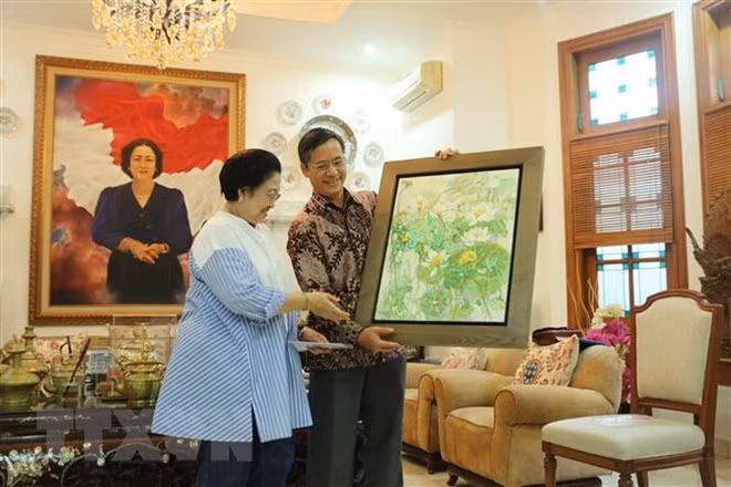 Líder partidista de Indonesia propone fomento de nexos con Vietnam ảnh 1