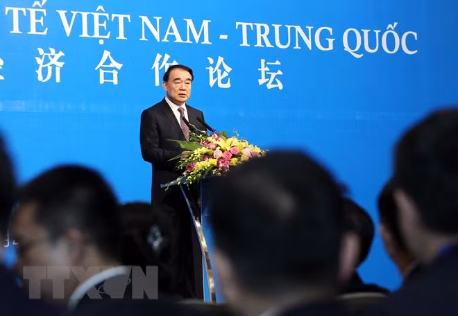 Efectúan en Hanoi foro de promoción económica Vietnam-China ảnh 1