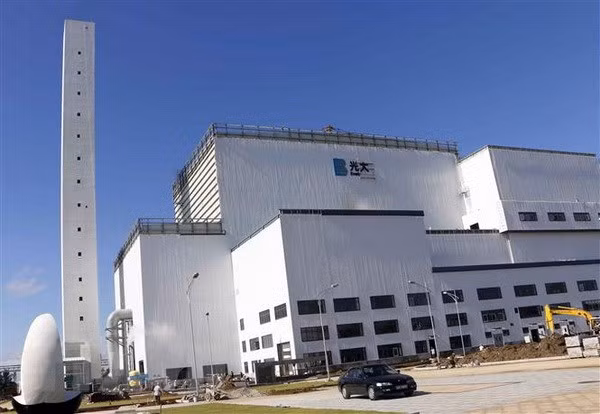 Inauguran en Vietnam incineradora de residuos sólidos con recuperación de energía ảnh 1