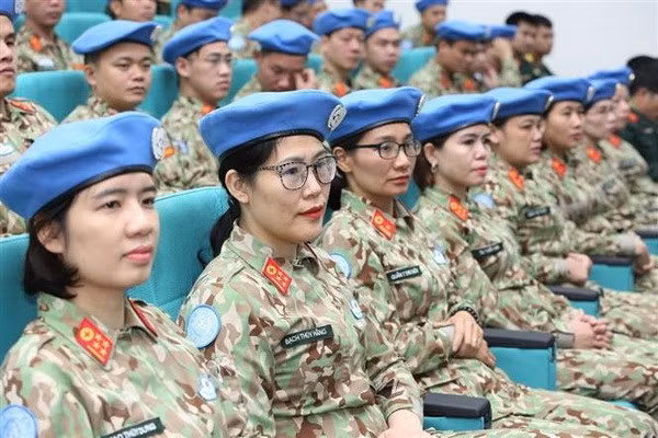 Inauguran curso de capacitación previa al despliegue del segundo hospital de campaña de Vietnam ảnh 1