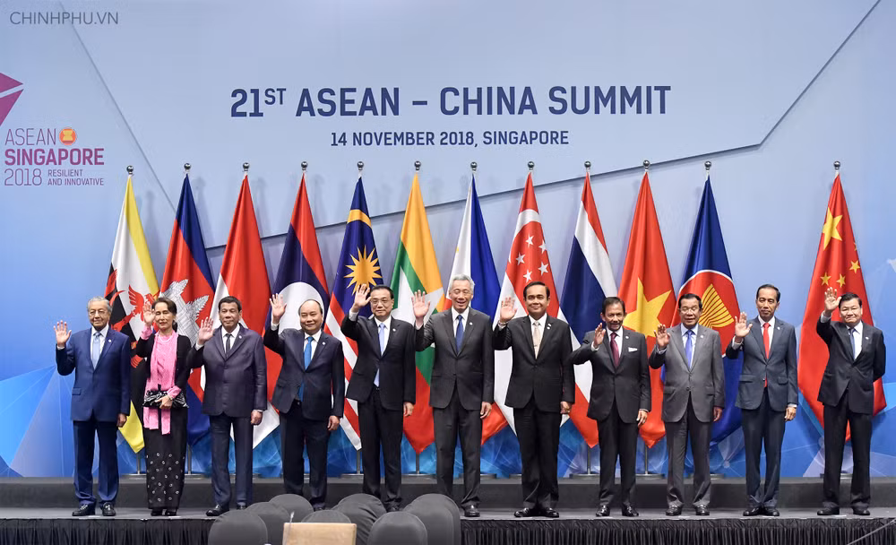 China y ASEAN entran a una nueva era de asociación estratégica ảnh 1
