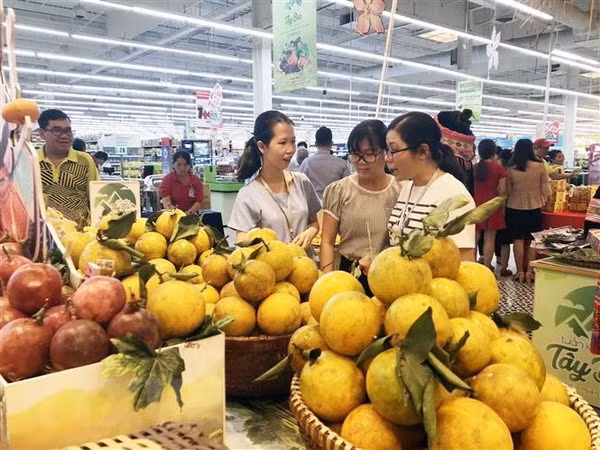 Vietnam fortalece supervisión de higiene alimentaria en ocasión de feriados ảnh 1