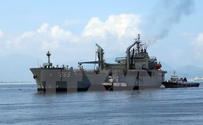 Buque de la armada australiana visita Vietnam ảnh 1