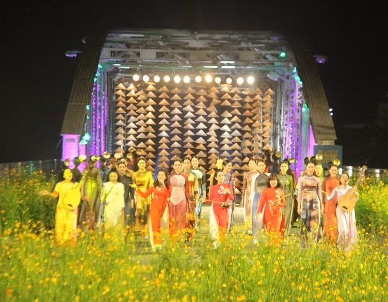 Vietnam solicita apoyo francés en materia cultural ảnh 1