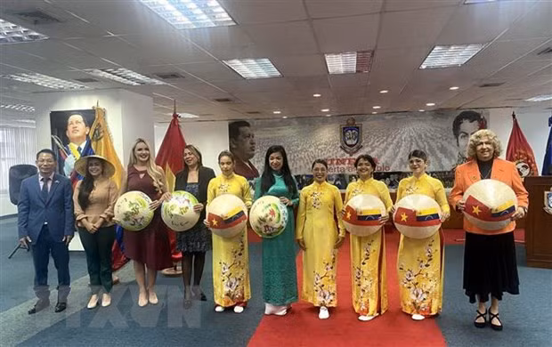 Divulgan cultura de Vietnam en Venezuela y San Marino ảnh 1