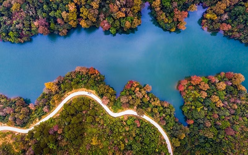 Poéticos paisajes de lagos en provincia vietnamita de Cao Bang ảnh 1