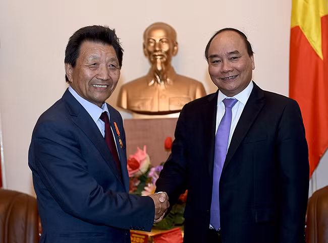 Prosigue premier vietnamita tensa agenda en Mongolia ảnh 1