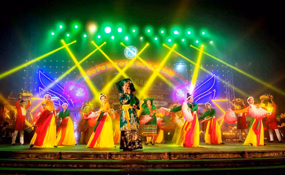 Efectuarán carnaval callejero en Sapa de provincia vietnamita de Lao Cai ảnh 1 Efectuarán carnaval callejero en Sapa de provincia vietnamita de Lao Cai ảnh 1