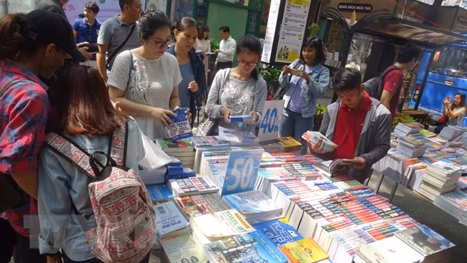 Promueven cultura de lectura en Festival de Libros en Ciudad Ho Chi Minh ảnh 1