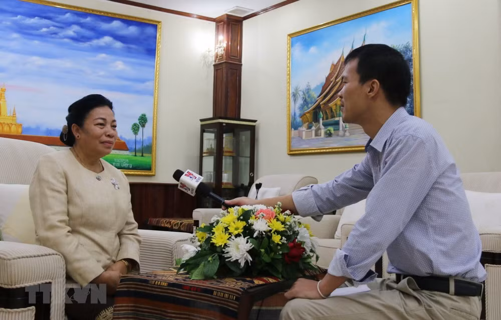 Impulsará visita del máximo dirigente vietnamita a Laos los nexos bilaterales ảnh 1