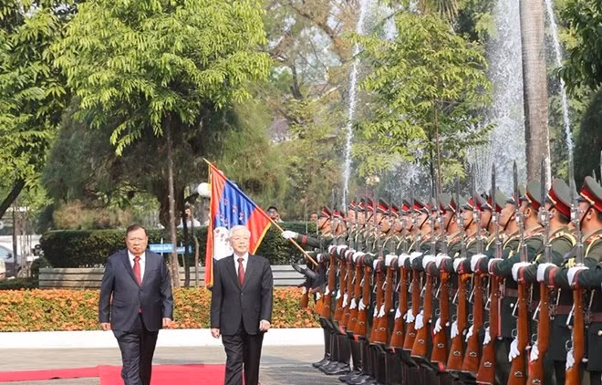 Vietnam y Laos resaltan la grandeza de sus nexos amistosos ảnh 1