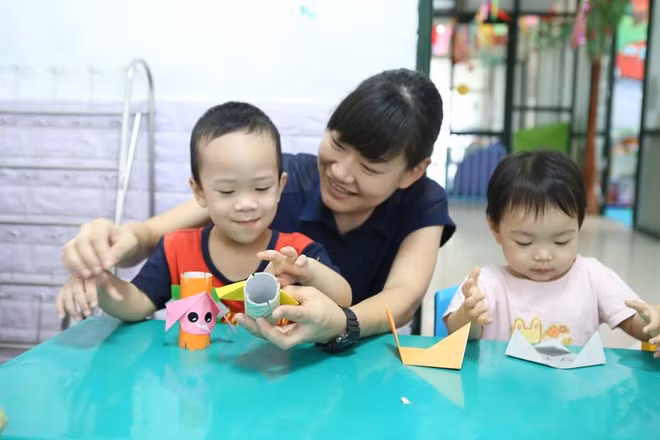 Contribuye profesora japonesa a mejorar la calidad educativa en Vietnam ảnh 1