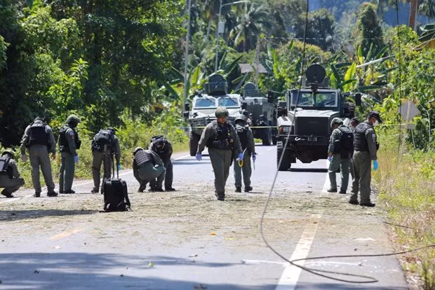 Causa un muerto y dos heridos atentado con bombas en el sur de Tailandia ảnh 1
