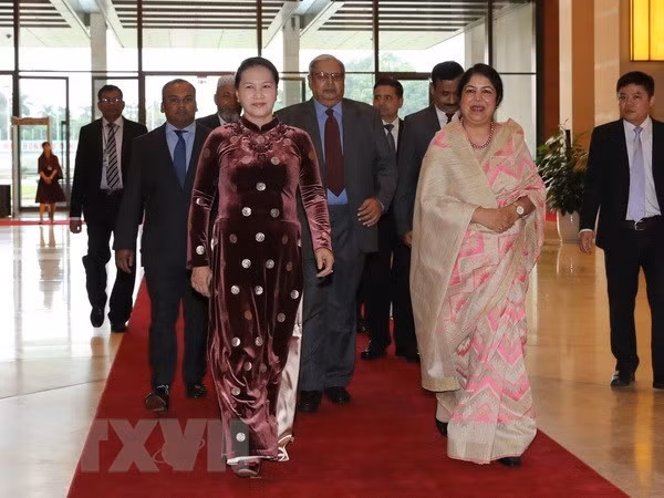 Vietnam envía felicitaciones a reelegida presidenta del Parlamento de Bangladesh ảnh 1