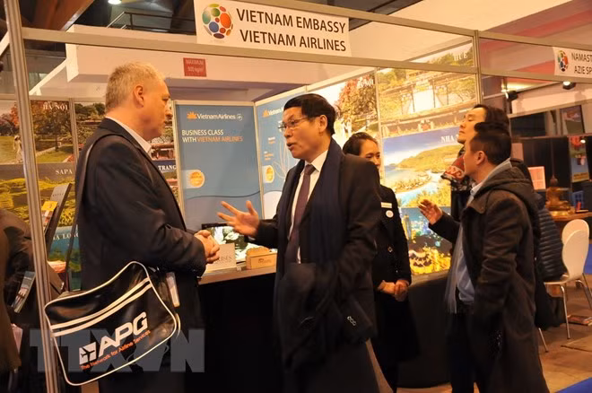 Promociona Vietnam potencialidades turísticas en Bélgica ảnh 1