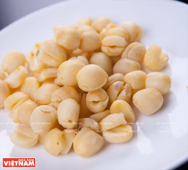 Arroz cocido al vapor con semillas de loto ảnh 2