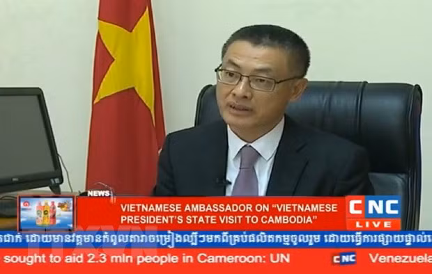 Cooperación económica impulsará el desarrollo de los nexos Vietnam- Camboya ảnh 1