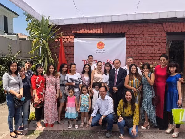 Vietnamitas en Rusia y Chile celebran el tradicional festival de Año Nuevo Lunar ảnh 1 Vietnamitas en Rusia y Chile celebran el tradicional festival de Año Nuevo Lunar ảnh 1