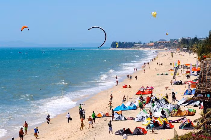 Provincia vietnamita de Binh Thuan se esfuerza por recibir 6,5 millones de turistas en 2023 ảnh 2